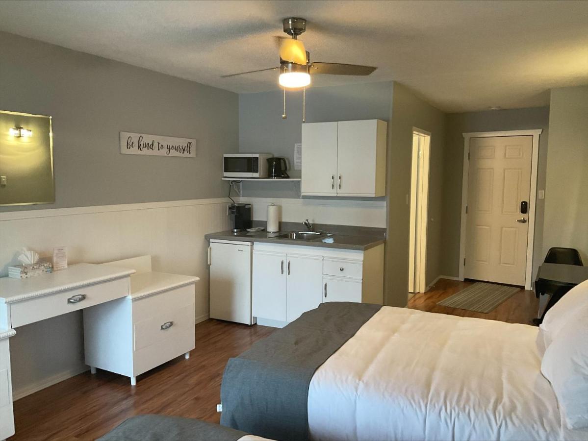 Celadon Motel 3*