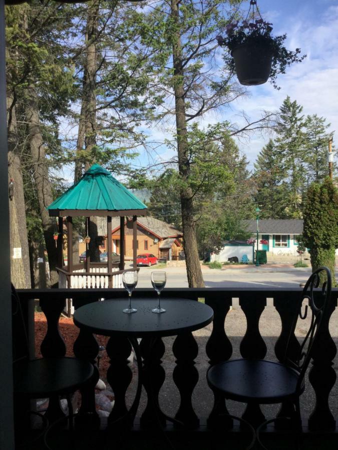 Celadon 3* Radium Hot Springs